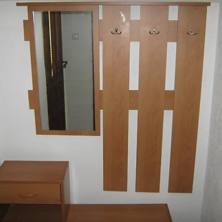 Astra * Podgorica